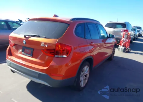 2013 BMW X1 xDrive28I z USA, uszkodzony, nr VIN WBAVL1C5XDVR86282